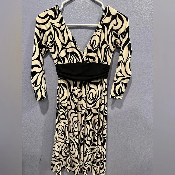 BCBGMaxAzria | Dresses | Bcbg Maxazria Petites Black And White Dress Size Sp | Poshmark BCBGMaxAzria | Dresses | Bcbg Maxazria Petites Black And White Dress Size Sp | Poshmark